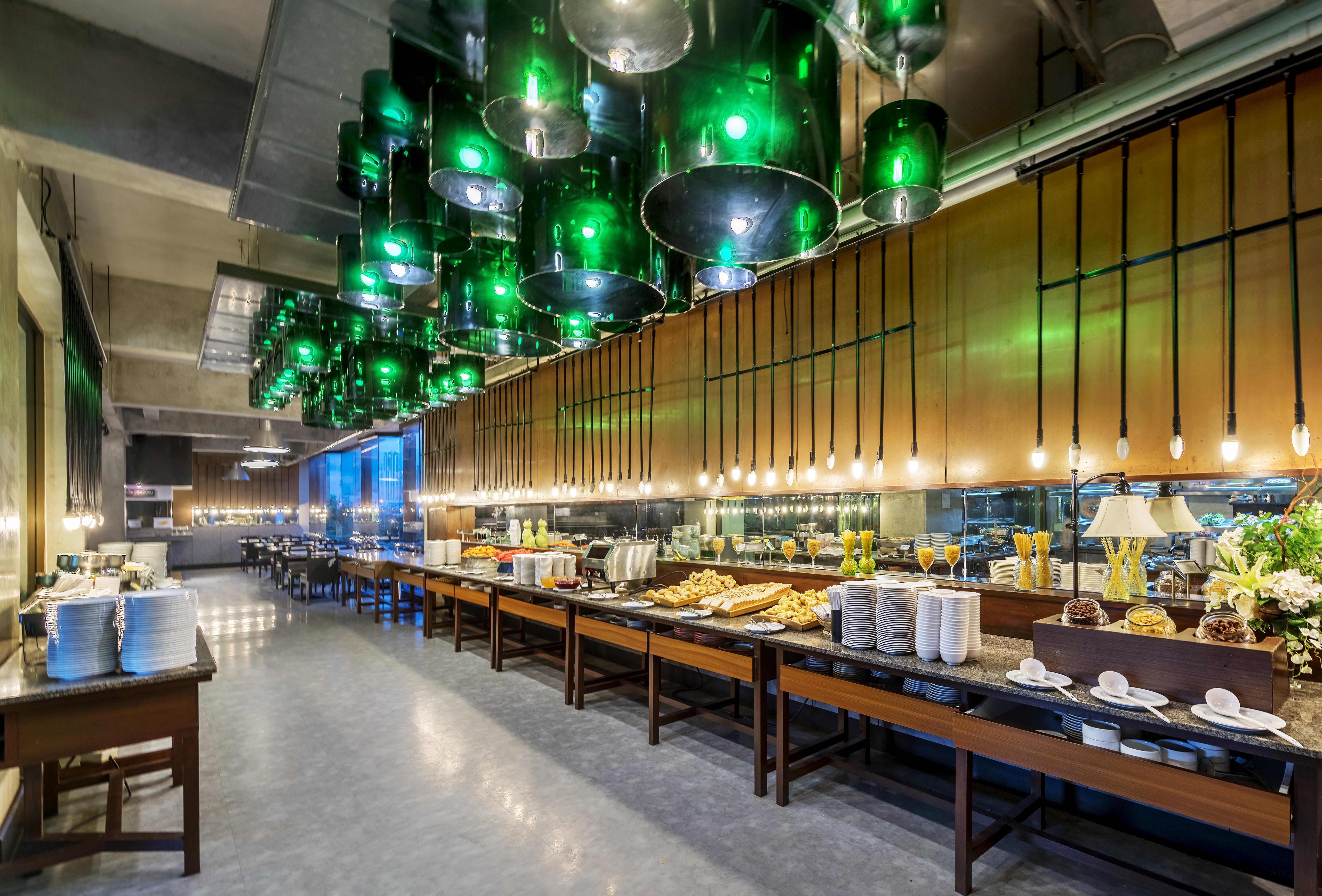 Graph Hotels Банкок Екстериор снимка